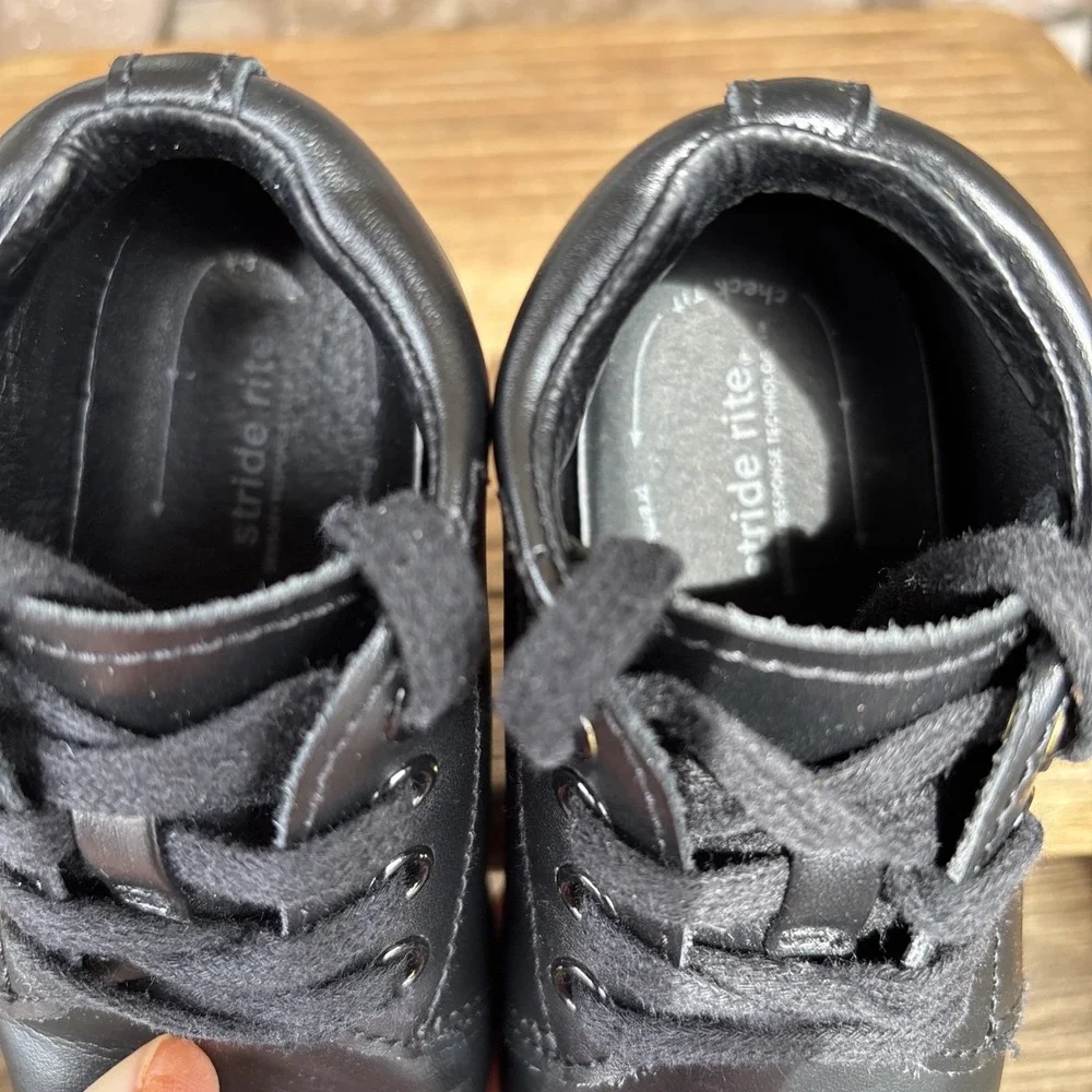 Stride Rite Elliot Shoes Boys Black Leather Lace Up Tie Toddler Size 5.5W